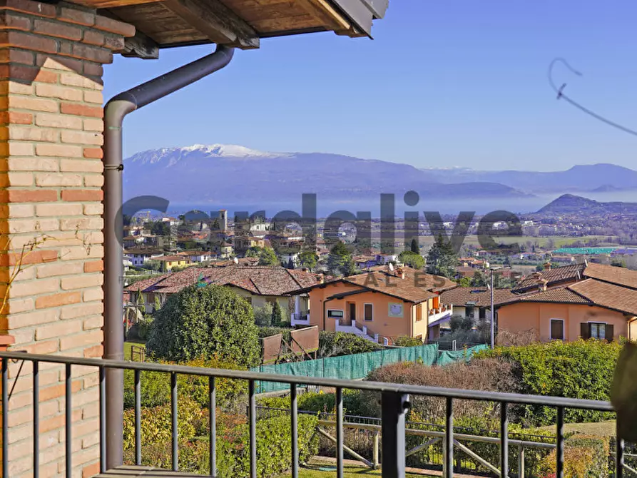 Immagine 20 di Appartamento in vendita  in Via Lago Lucone ,20 a Polpenazze Del Garda