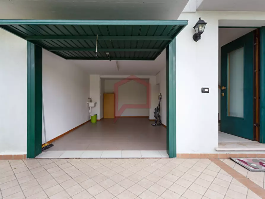Immagine 20 di Casa trifamiliare in affitto  in Mestre a Venezia