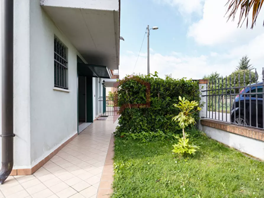Immagine 26 di Casa trifamiliare in affitto  in Mestre a Venezia