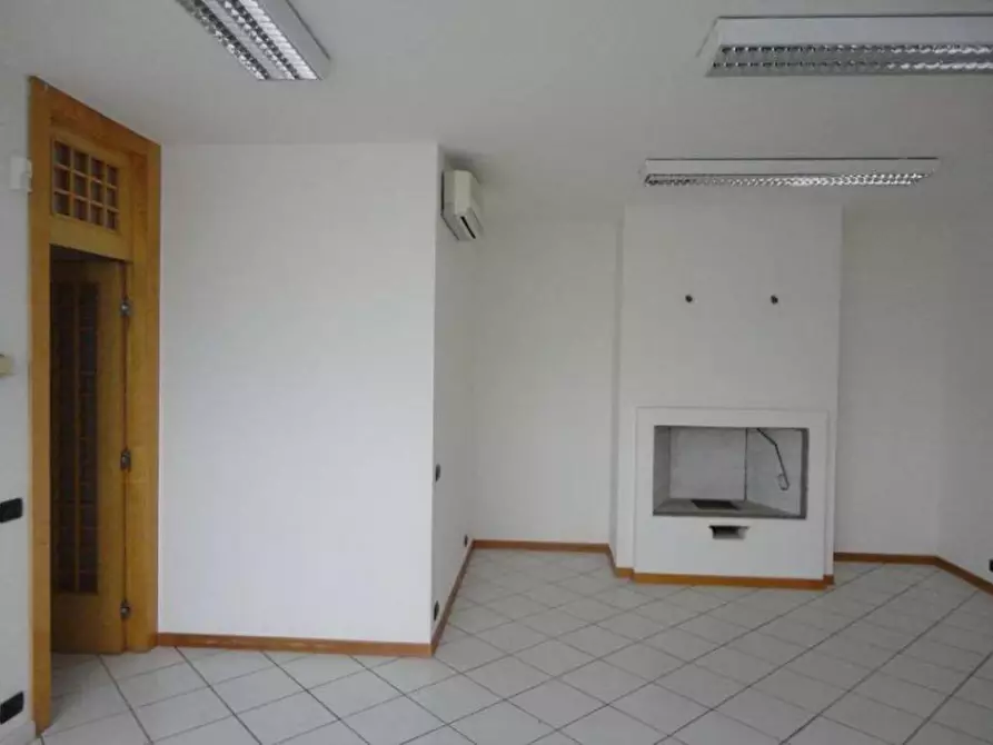 Immagine 1 di Ufficio in affitto  a Vigonza