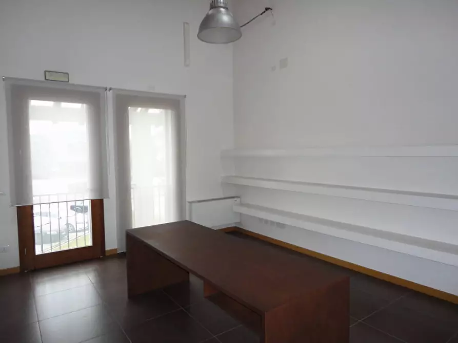 Immagine 11 di Ufficio in affitto  in Via Salata a Noventa Padovana