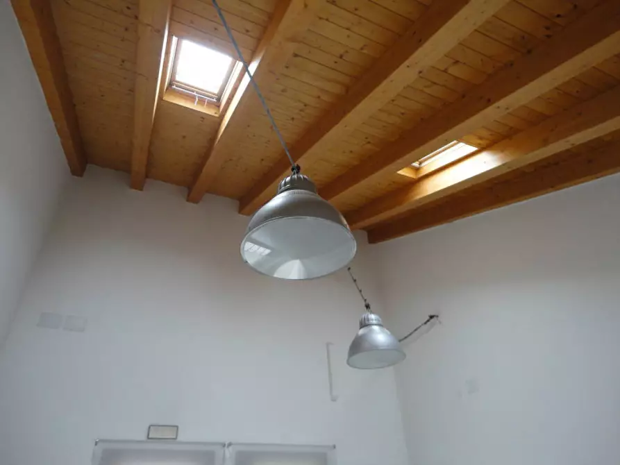 Immagine 12 di Ufficio in affitto  in Via Salata a Noventa Padovana