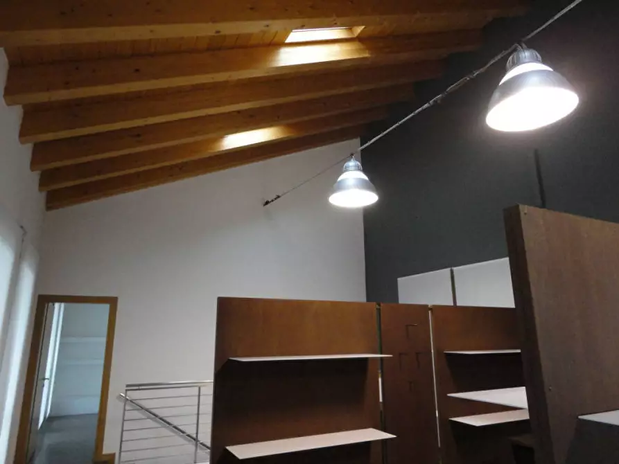 Immagine 16 di Ufficio in affitto  in Via Salata a Noventa Padovana