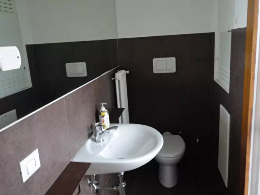 Immagine 17 di Ufficio in affitto  in Via Salata a Noventa Padovana