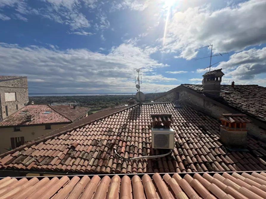 Immagine 22 di Palazzo in vendita  in piazza roma a Polpenazze Del Garda