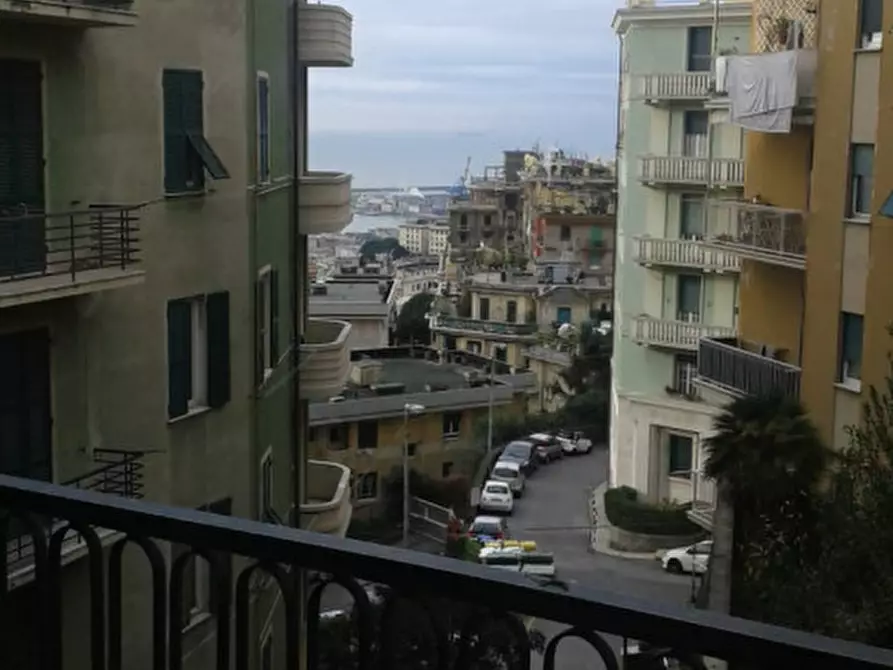 Immagine 13 di Appartamento in affitto  in via federcio delpino a Genova
