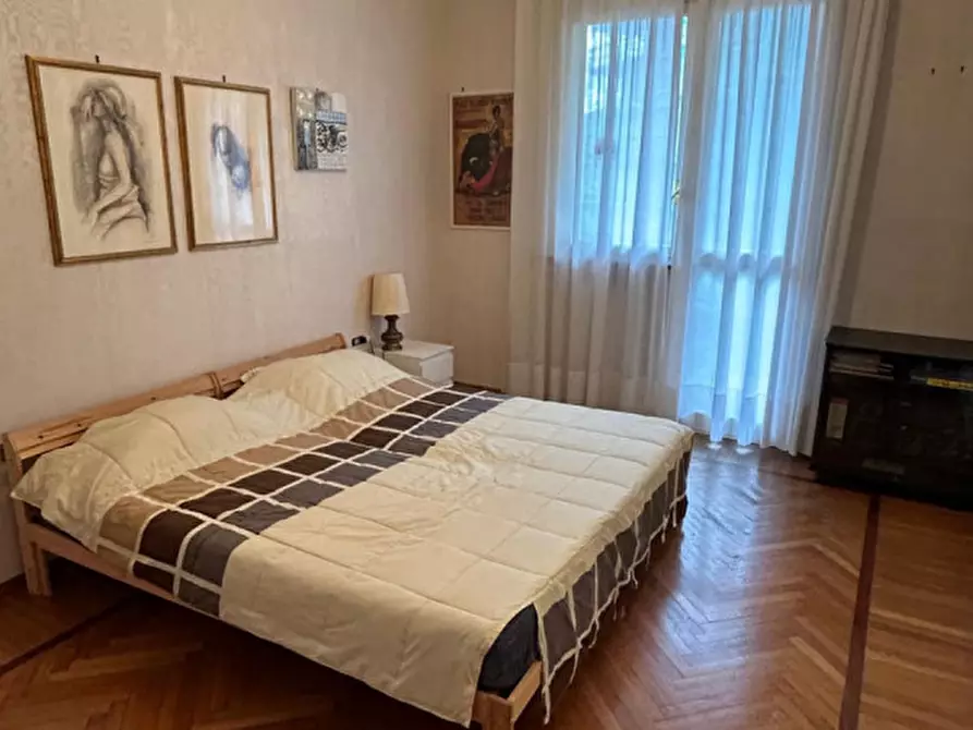 Immagine 33 di Appartamento in affitto  in via federcio delpino a Genova