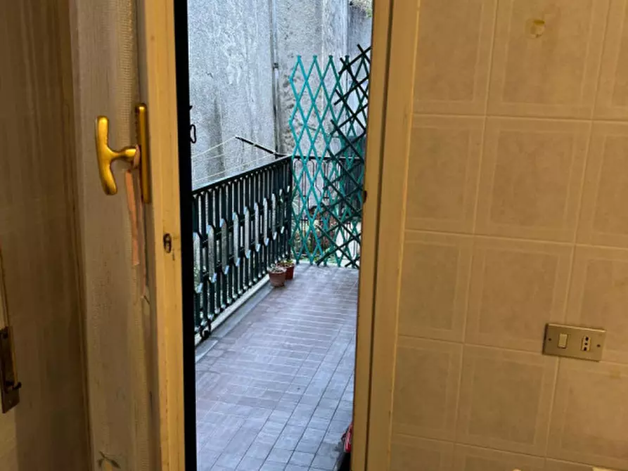 Immagine 36 di Appartamento in affitto  in via federcio delpino a Genova