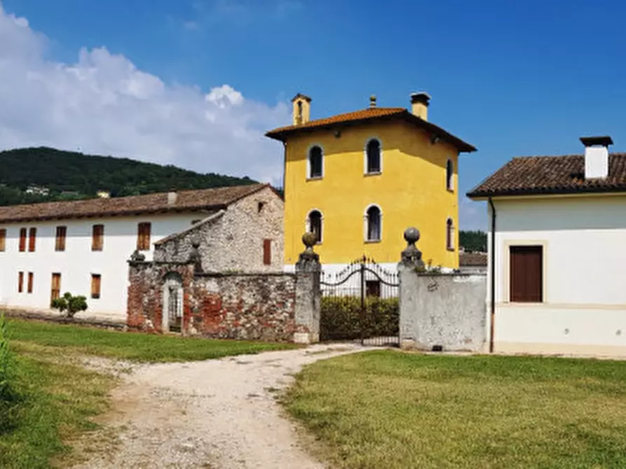 Immagine 15 di Villa in vendita  in Via Ponte a Malo