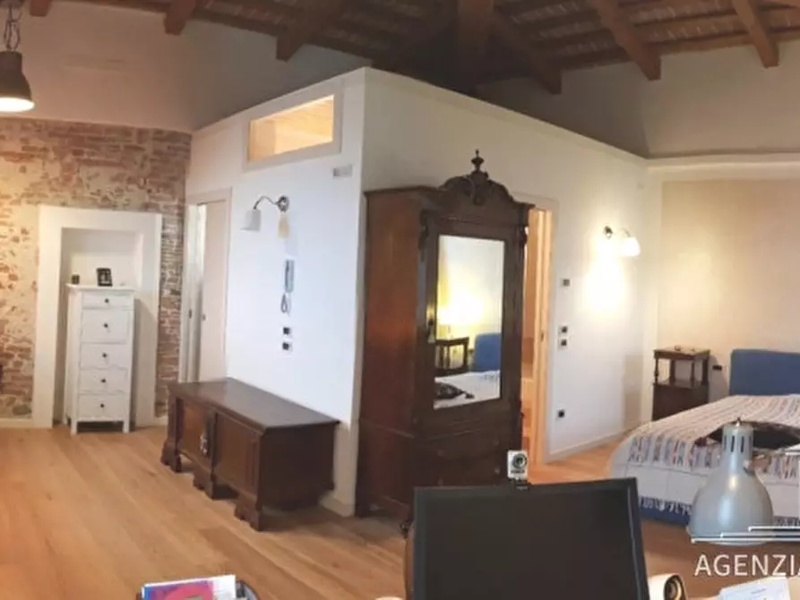 Immagine 16 di Villa in vendita  in Via Ponte a Malo