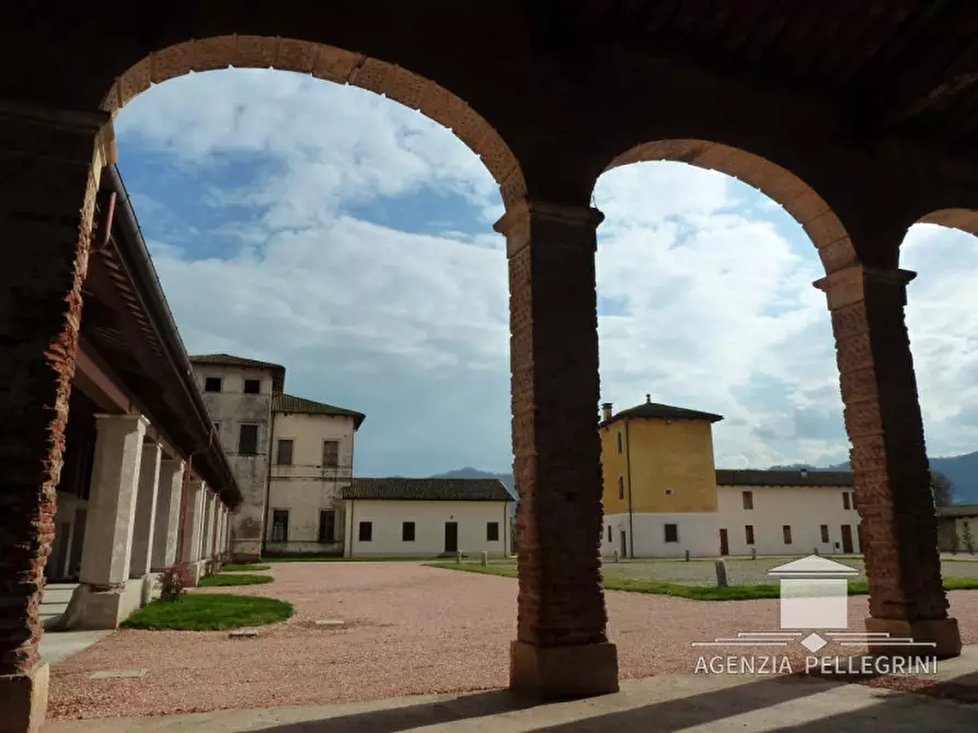 Immagine 17 di Villa in vendita  in Via Ponte a Malo