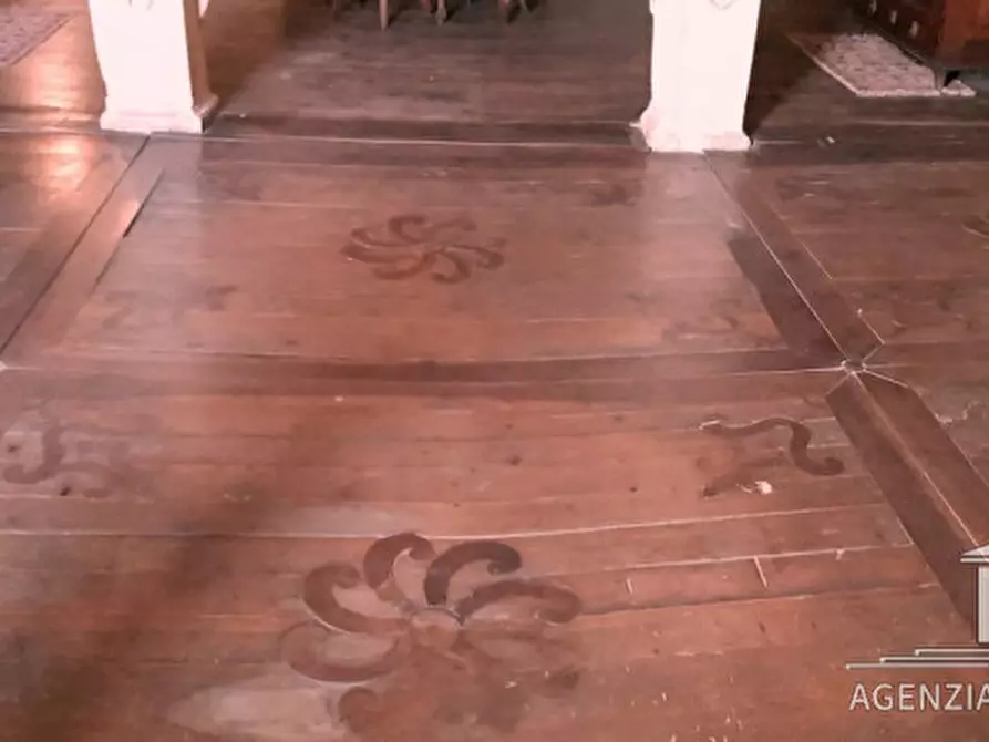 Immagine 30 di Villa in vendita  in Via Ponte a Malo