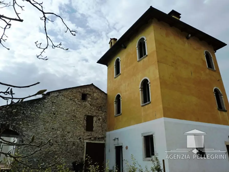 Immagine 31 di Villa in vendita  in Via Ponte a Malo