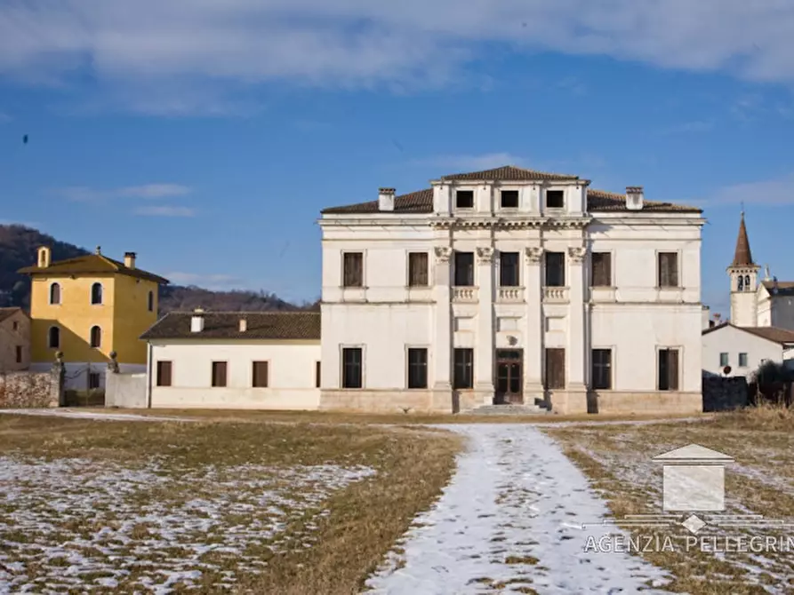 Immagine 40 di Villa in vendita  in Via Ponte a Malo