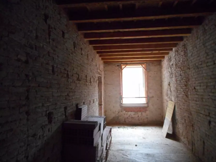 Immagine 5 di Appartamento in vendita  in contrà s.pietro a Vicenza