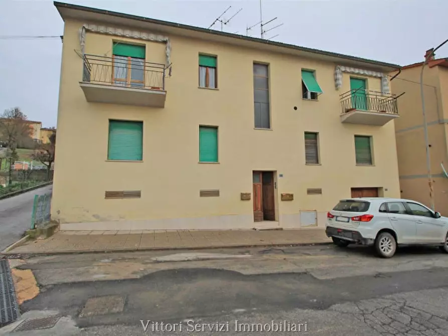 Immagine 1 di Appartamento in vendita  in via palmiro togliatti a Montalcino