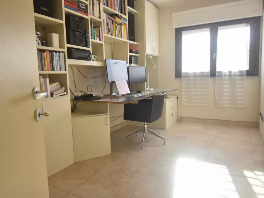 Immagine 26 di Appartamento in vendita  a Quartu Sant'elena