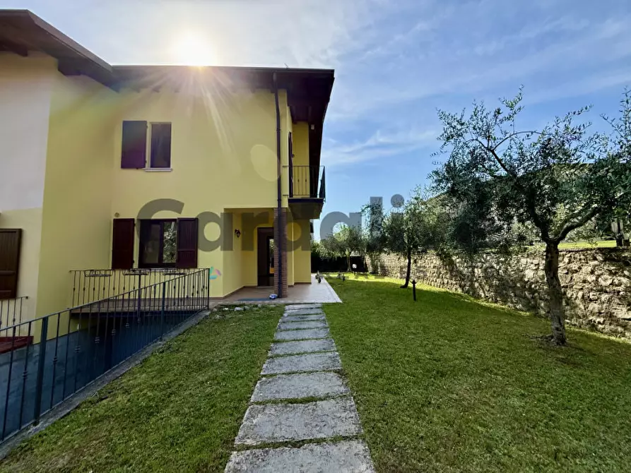 Immagine 4 di Casa bifamiliare in vendita  in Via Lago Lucone a Polpenazze Del Garda