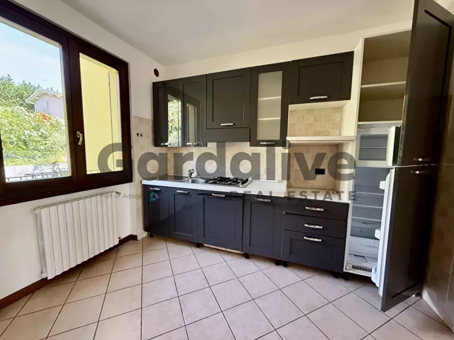 Immagine 8 di Casa bifamiliare in vendita  in Via Lago Lucone a Polpenazze Del Garda