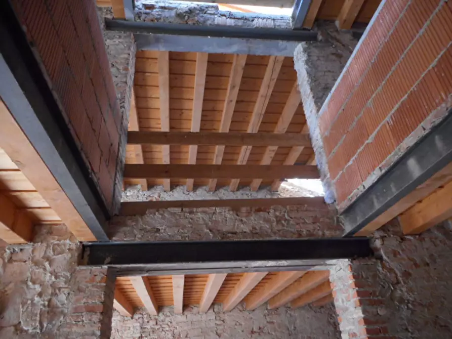 Immagine 5 di Appartamento in vendita  in contrà s.domenico a Vicenza