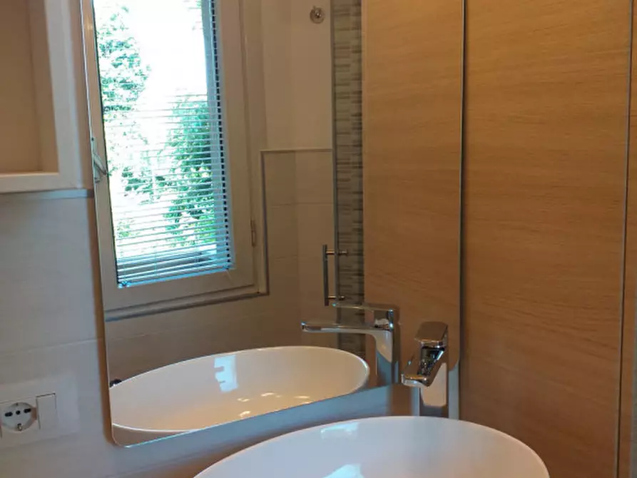 Immagine 9 di Appartamento in affitto  in via sorio a Padova
