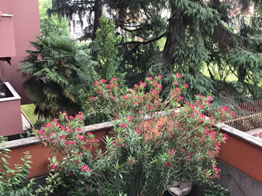 Immagine 4 di Appartamento in vendita  in via taramelli a Milano