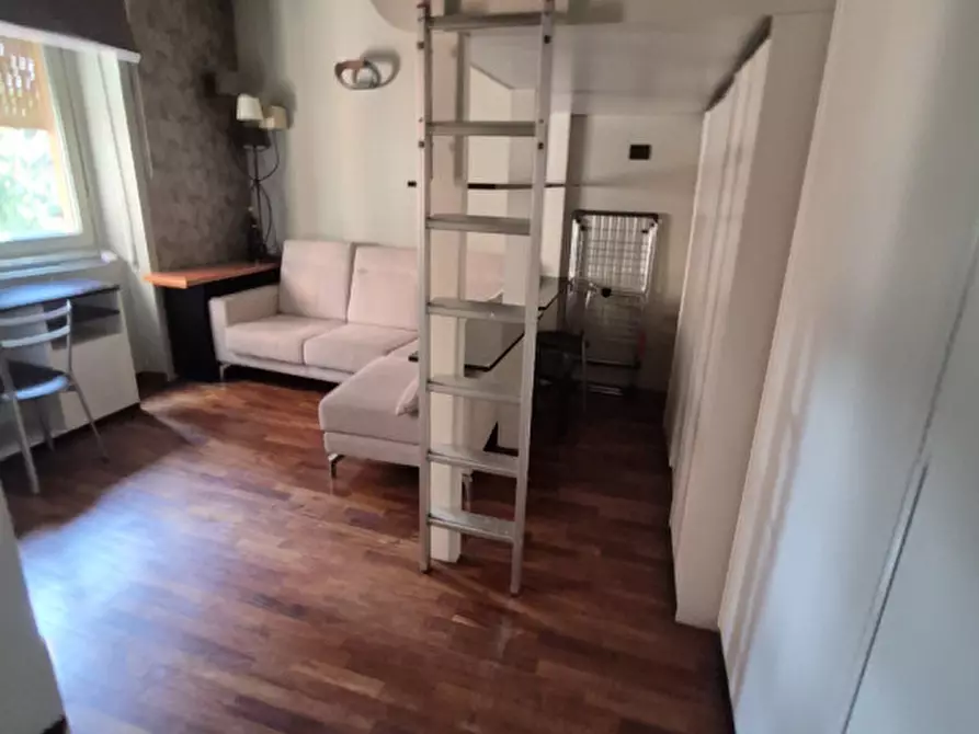 Immagine 11 di Appartamento in vendita  in via taramelli a Milano