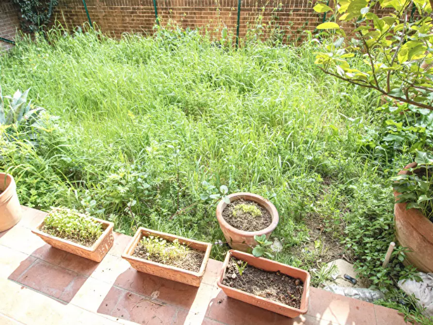 Immagine 3 di Appartamento in vendita  a Prato