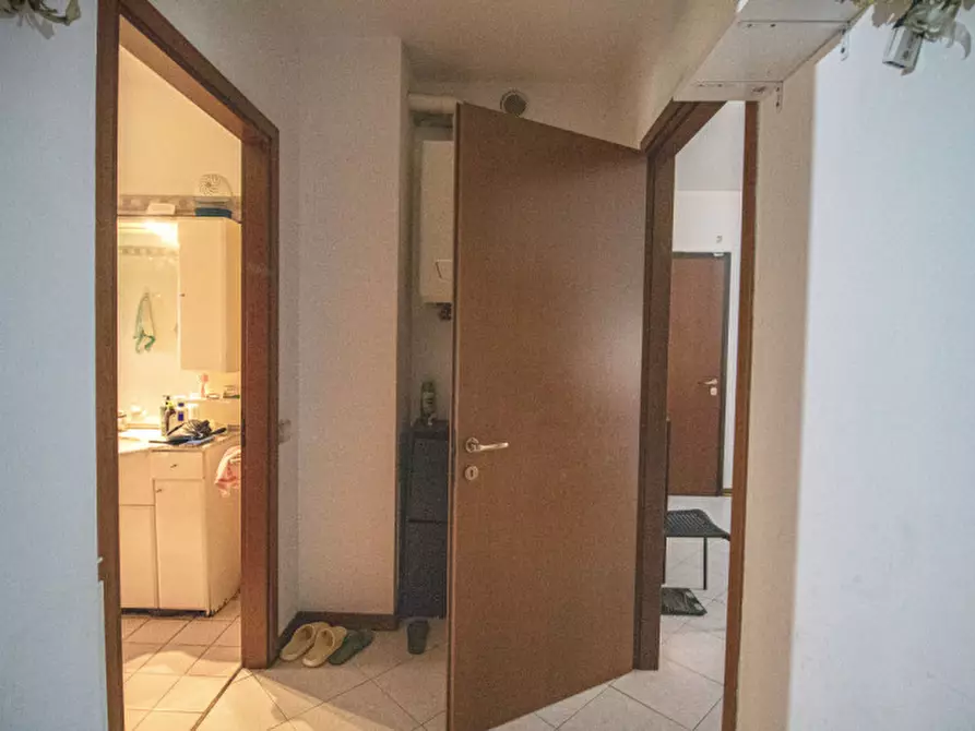 Immagine 6 di Appartamento in vendita  a Prato