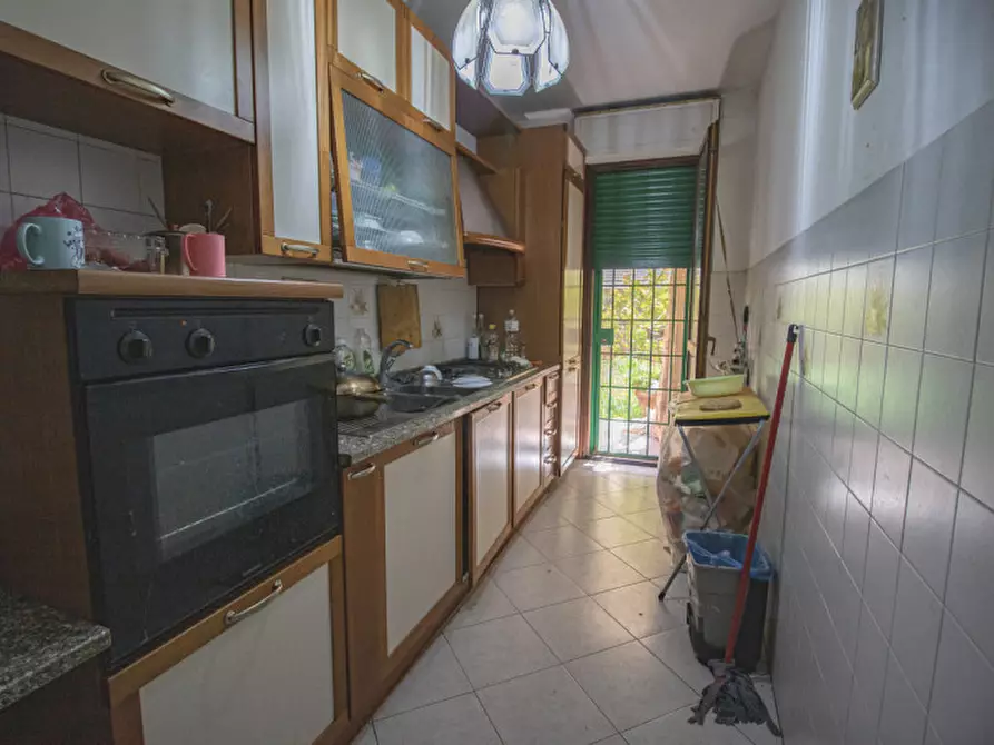 Immagine 15 di Appartamento in vendita  a Prato