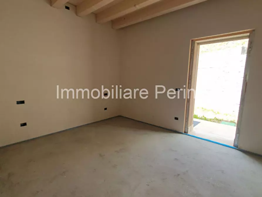 Immagine 9 di Villa in vendita  in Via Caduti di Nassiriya a Caprino Veronese
