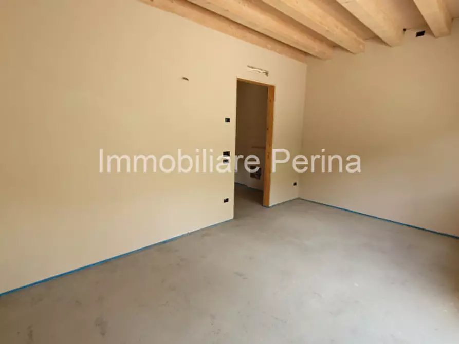 Immagine 19 di Villa in vendita  in Via Caduti di Nassiriya a Caprino Veronese