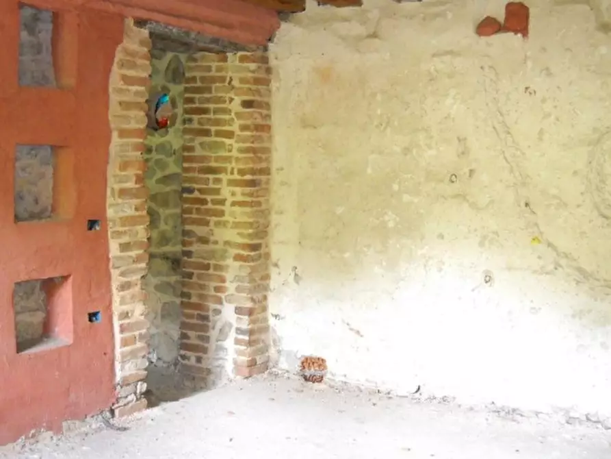 Immagine 4 di Rustico / casale in vendita  in pirio a Teolo