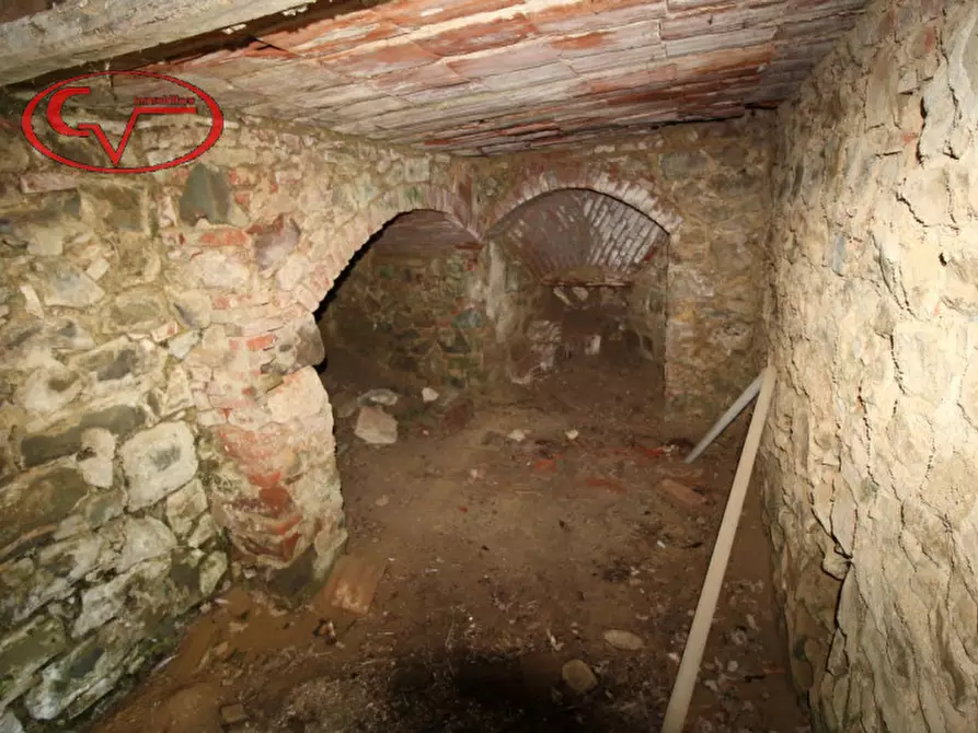 Immagine 28 di Rustico / casale in vendita  a Terranuova Bracciolini
