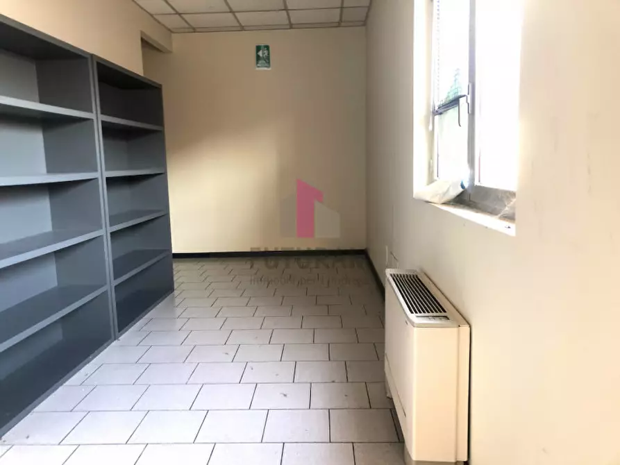 Immagine 6 di Ufficio in affitto  in Statale del Santo 99999999 a Limena