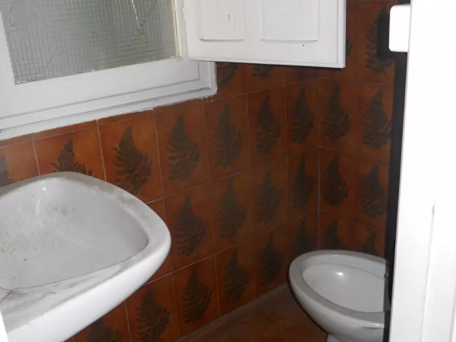 Immagine 10 di Ufficio in vendita  in via bligny a Cagliari