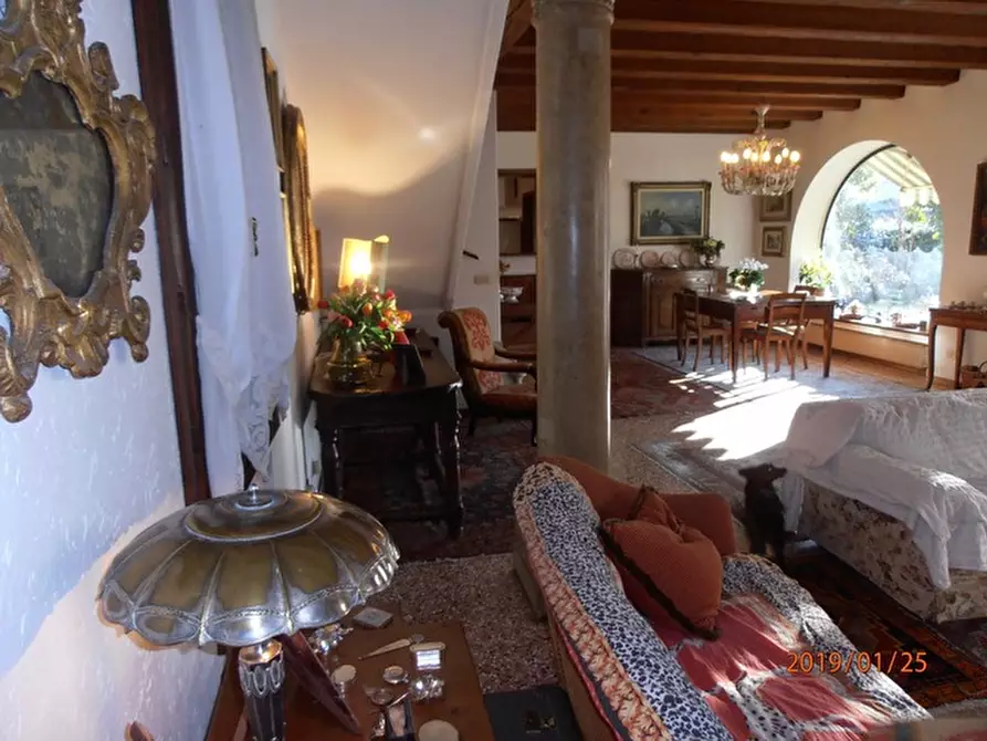 Immagine 1 di Villa in vendita  in Borgo Treviso a Castelfranco Veneto
