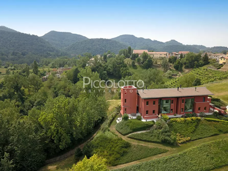 Immagine 2 di Villa in vendita  in Via Foresto Vecchio a Asolo