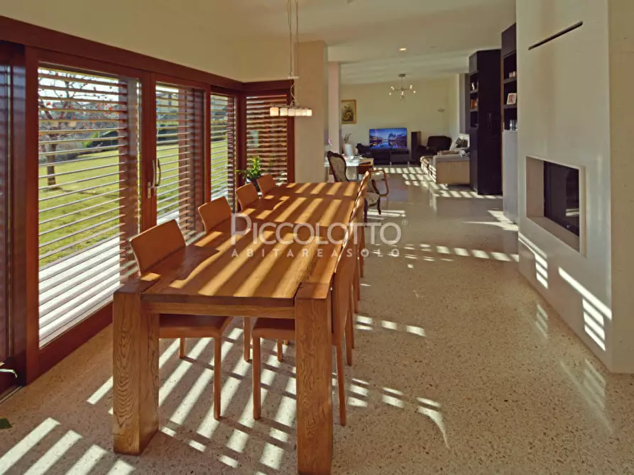 Immagine 10 di Villa in vendita  in Via Foresto Vecchio a Asolo