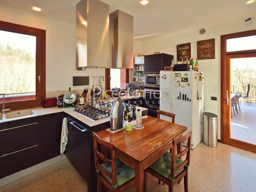 Immagine 11 di Villa in vendita  in Via Foresto Vecchio a Asolo