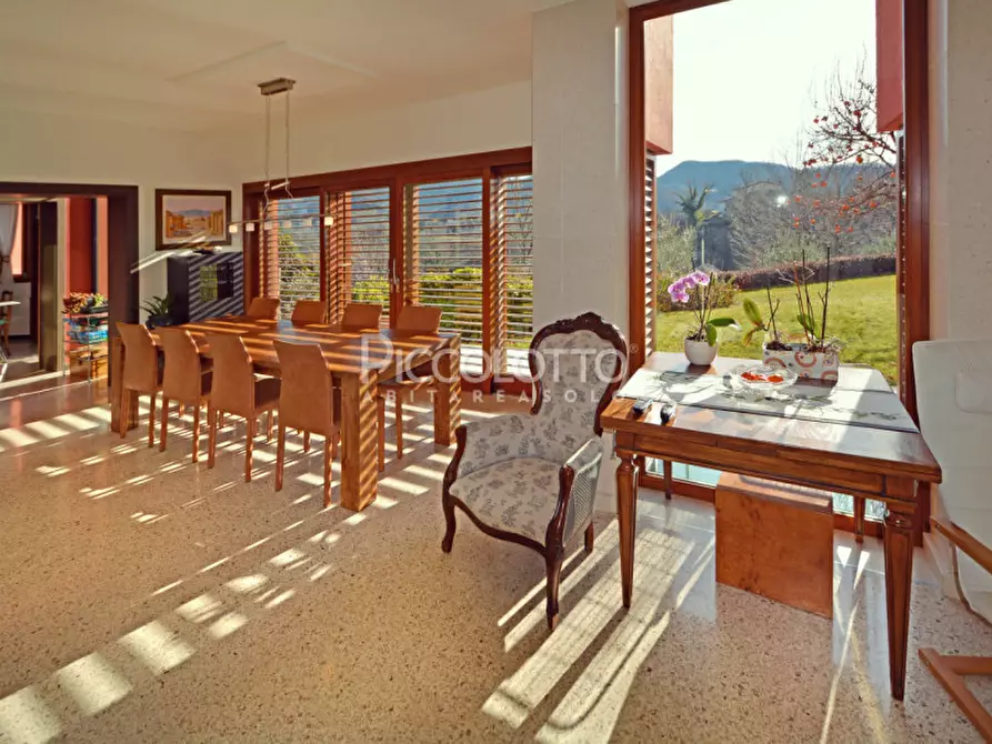 Immagine 14 di Villa in vendita  in Via Foresto Vecchio a Asolo