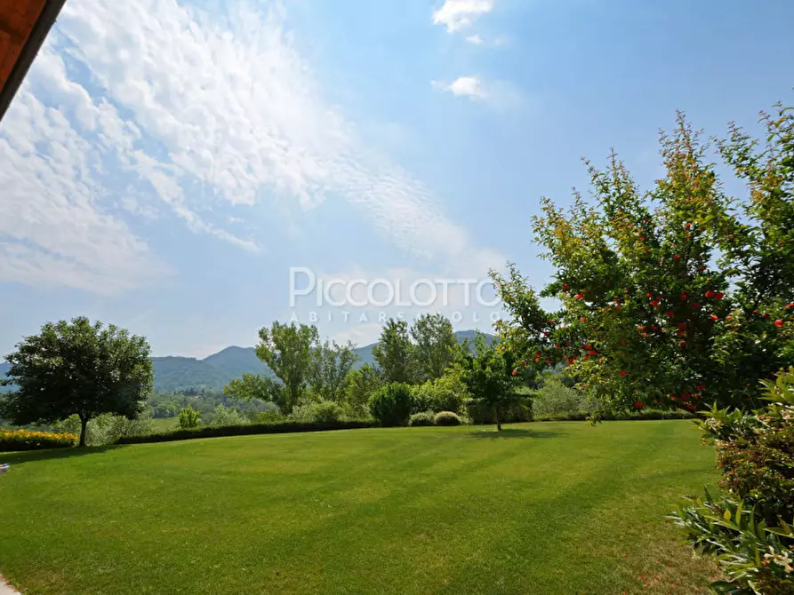 Immagine 26 di Villa in vendita  in Via Foresto Vecchio a Asolo