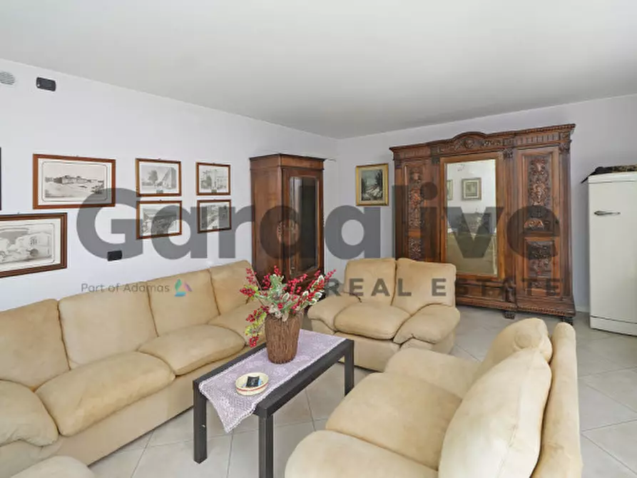 Immagine 10 di Villa in vendita  in Via Monte Tapino a Padenghe Sul Garda