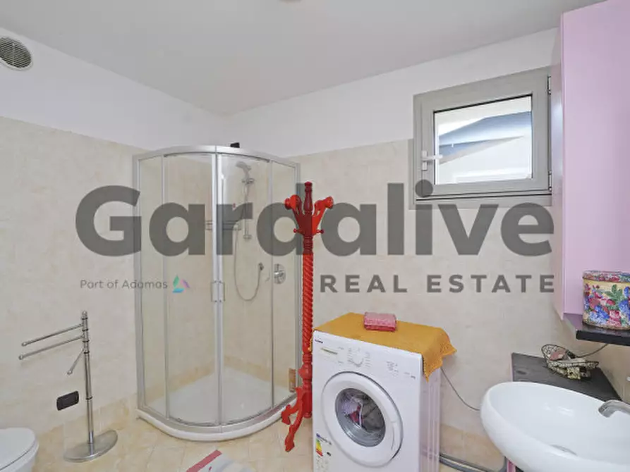 Immagine 13 di Villa in vendita  in Via Monte Tapino a Padenghe Sul Garda