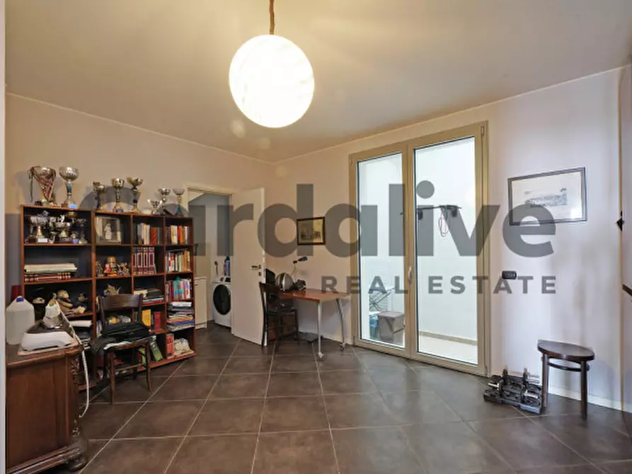 Immagine 17 di Villa in vendita  in Via Monte Tapino a Padenghe Sul Garda