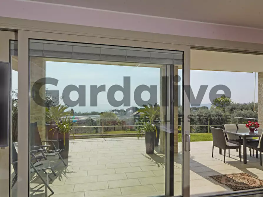 Immagine 24 di Villa in vendita  in Via Monte Tapino a Padenghe Sul Garda
