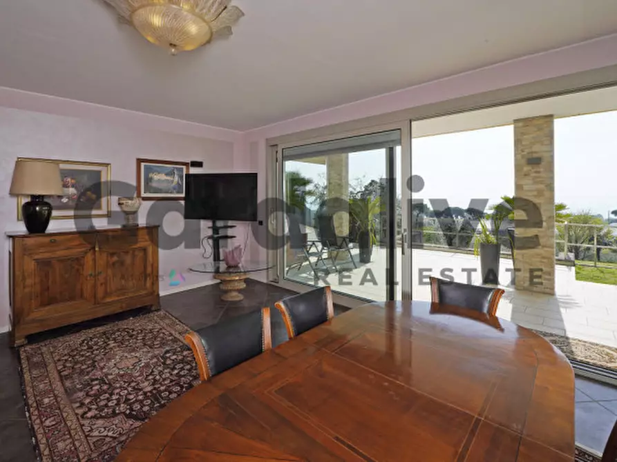 Immagine 26 di Villa in vendita  in Via Monte Tapino a Padenghe Sul Garda