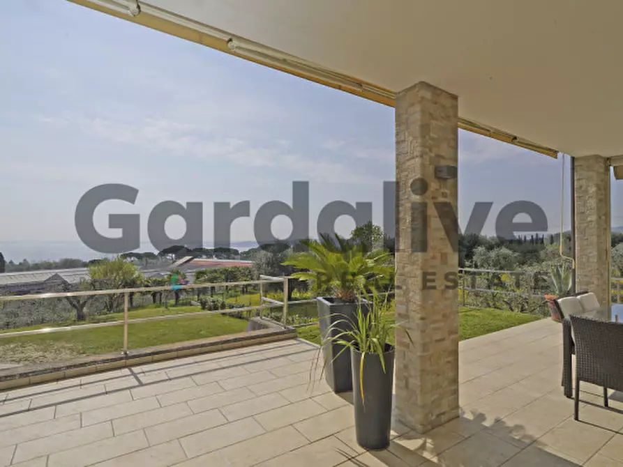 Immagine 33 di Villa in vendita  in Via Monte Tapino a Padenghe Sul Garda