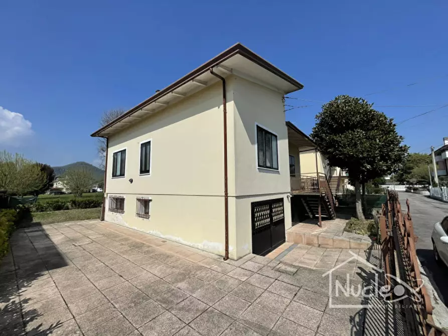 Immagine 2 di Casa indipendente in vendita  in Via Neroniana a Montegrotto Terme