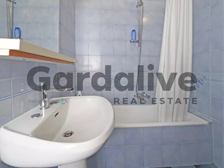 Immagine 12 di Appartamento in vendita  in Via Monte saltarino 3 a Soiano Del Lago